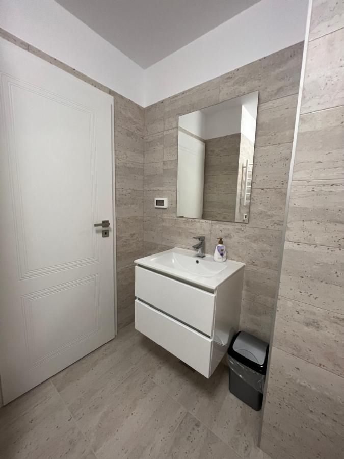 Avanera Sunny Apartments Сучава Экстерьер фото