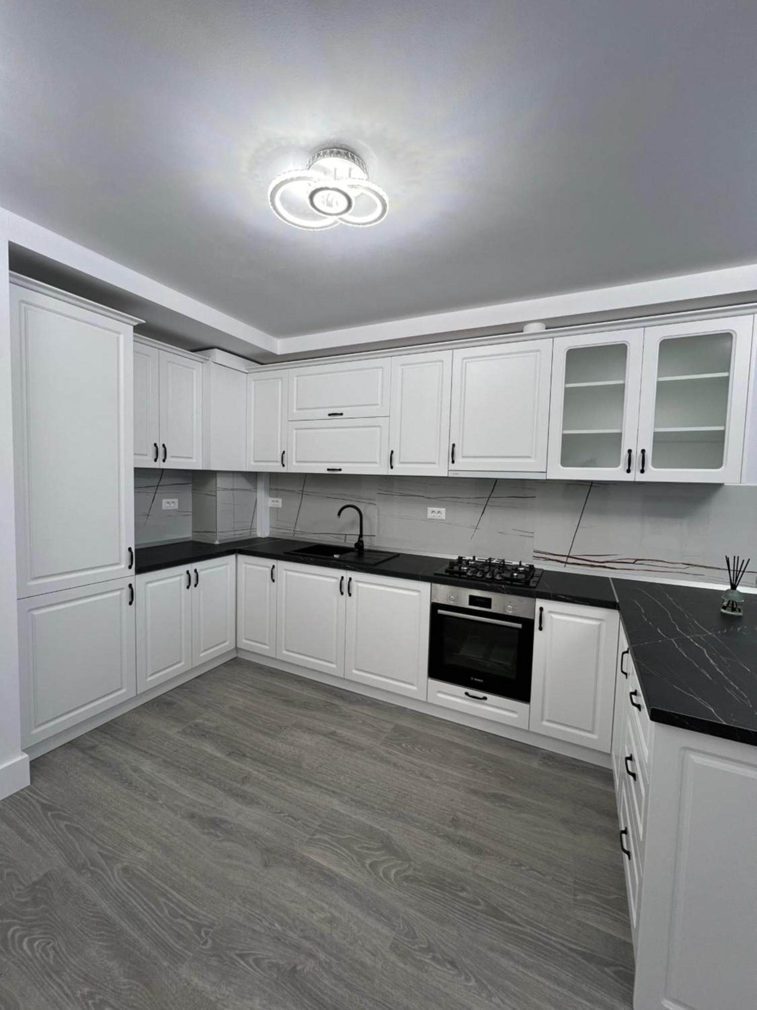 Avanera Sunny Apartments Сучава Экстерьер фото